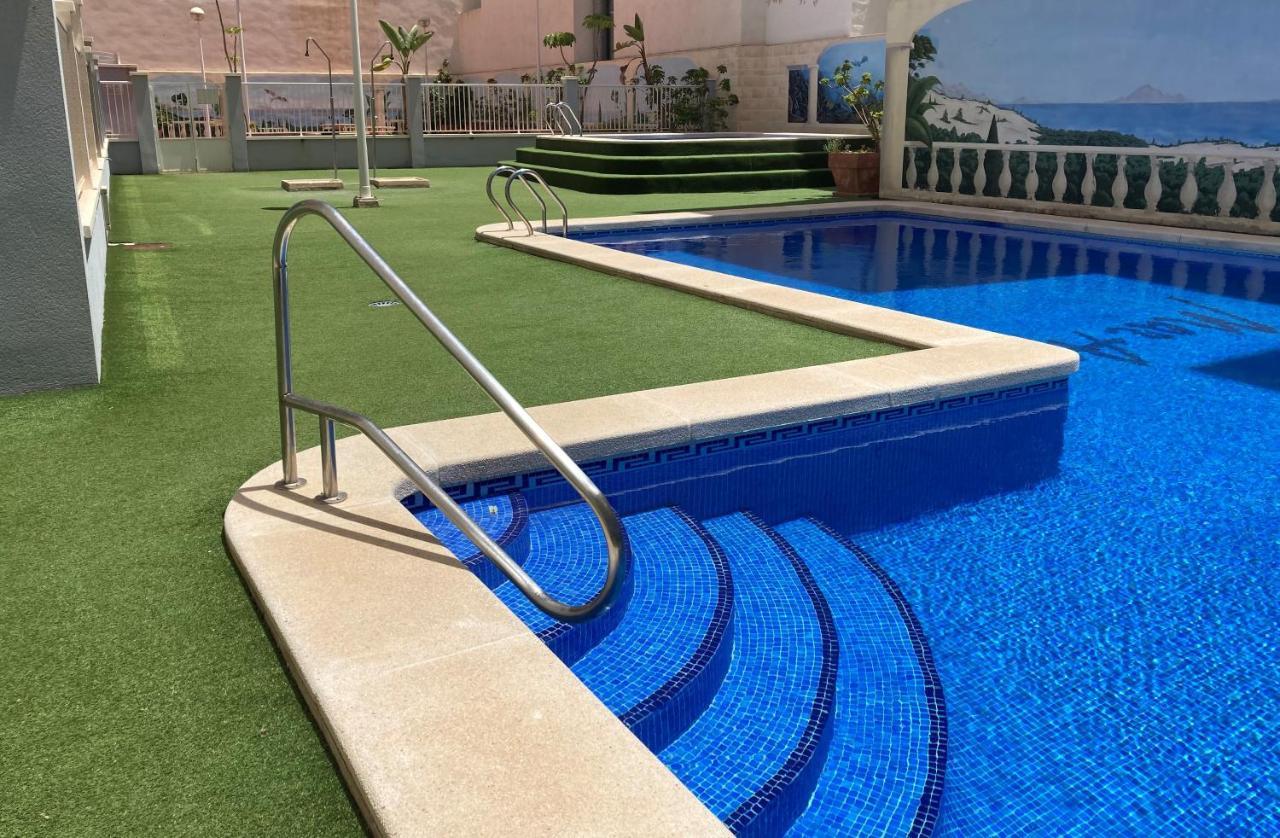Sunny Casita, Torrevieja, Modern 2 Bed Top Floor Apartment المظهر الخارجي الصورة